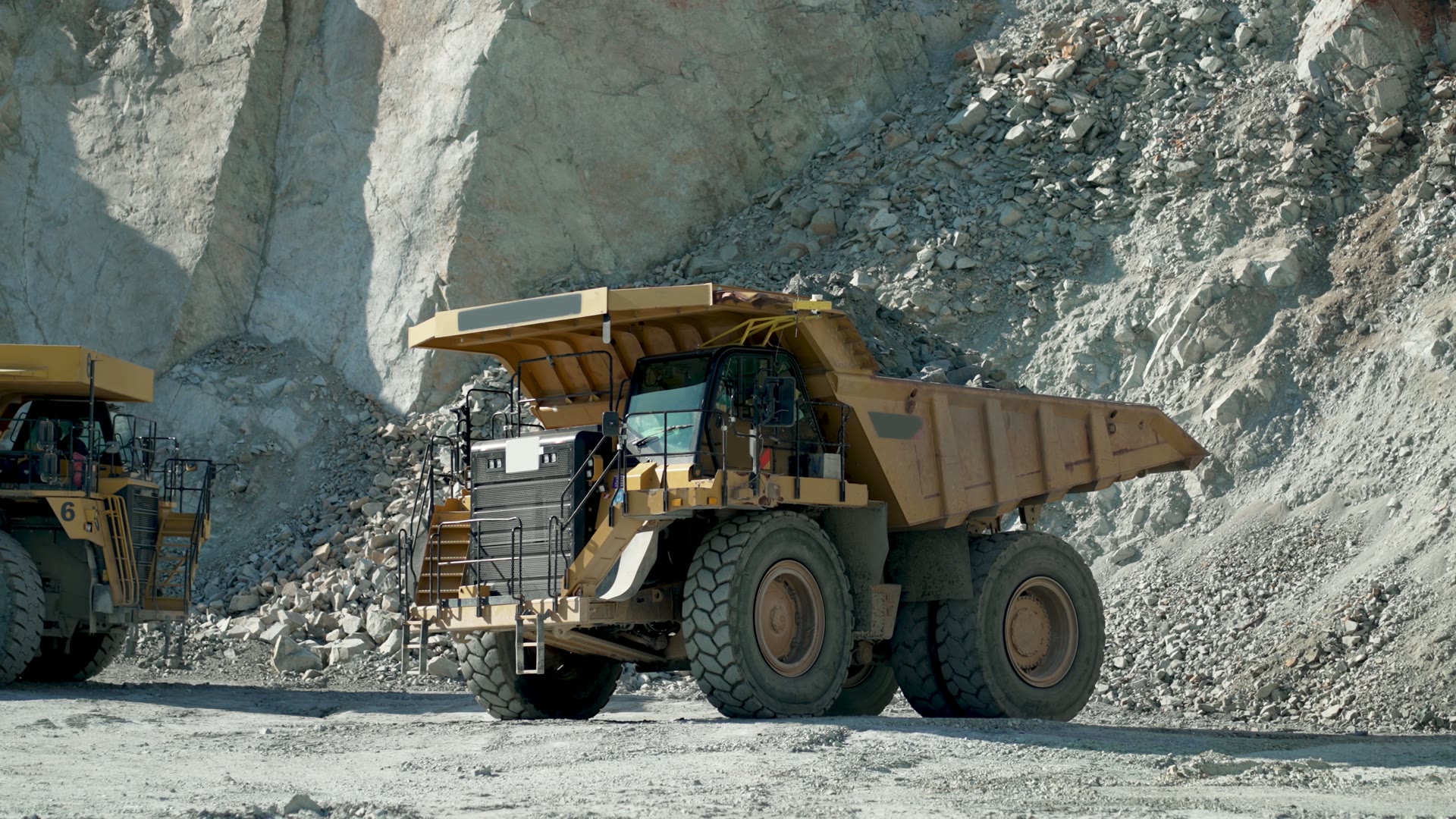 Mining working environment